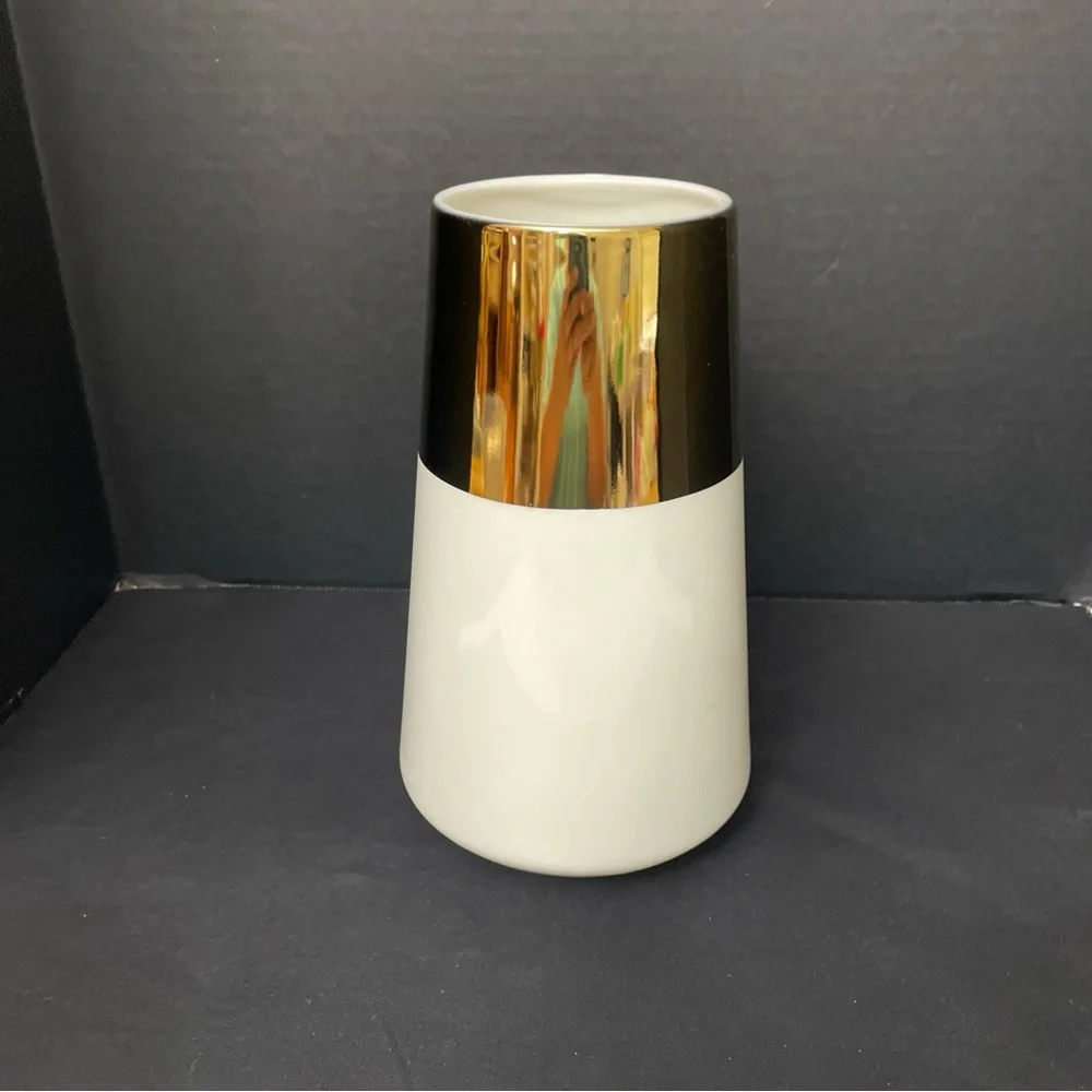 Mark‎ & Graham Ceramic Vase White & Gold Sleek Contemporary